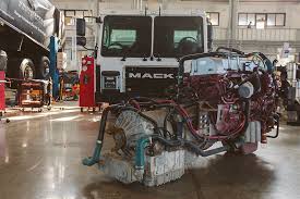 Mack Motor Truck